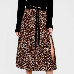 Zara Leopard Print Pleated Midi Skirt